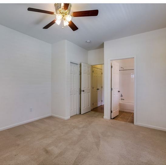 Building Photo - 4115 Ravenna Pl