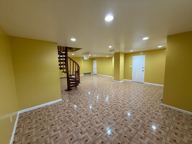 Building Photo - 63-11 110th St