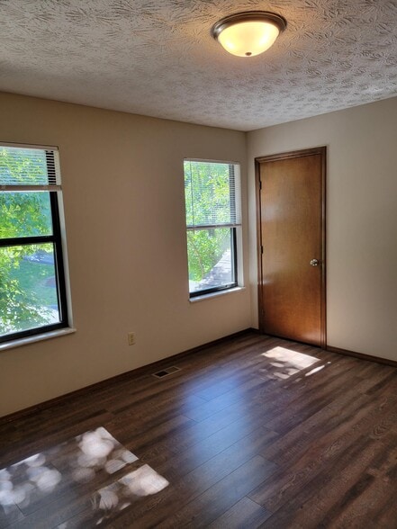 Building Photo - 1104 Roosevelt St