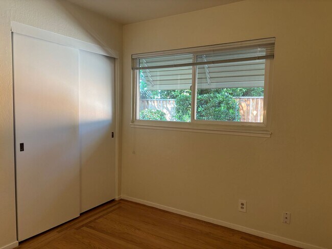 Building Photo - Prime Santa Clara Living Minutes from SCU, Valley Fair & Santana Row, Must See!!