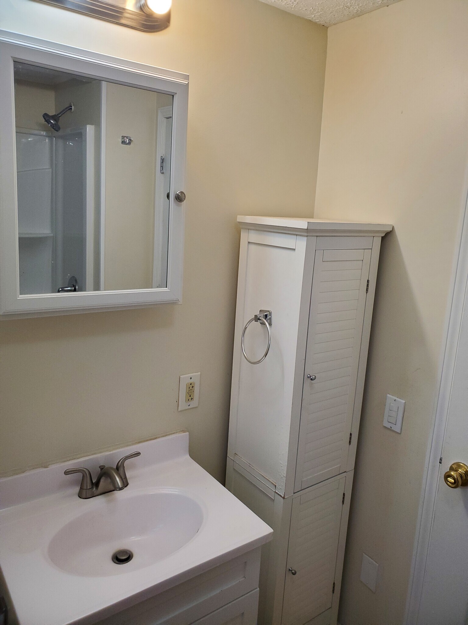 Building Photo - 3870 NY-414