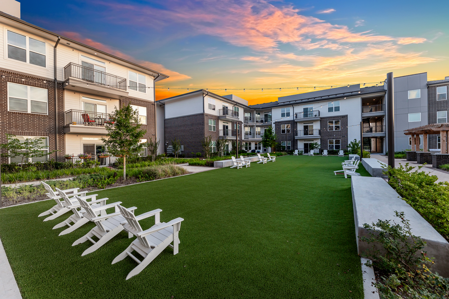 Primary Photo - Lake Walk at Traditions Apartments