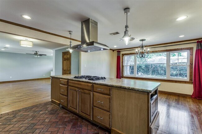 Building Photo - 4306 Benning Dr