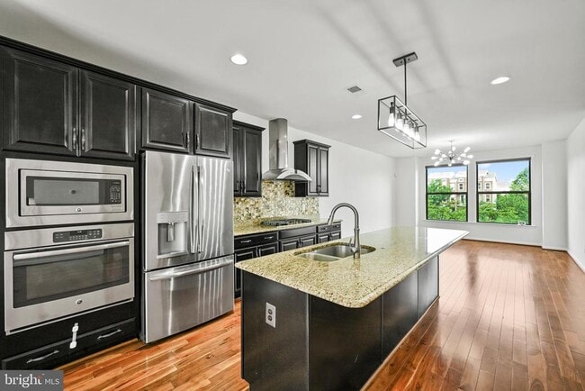 Building Photo - 23493 Adagio Terrace