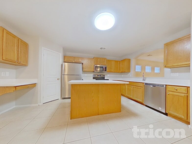 Building Photo - 2522 S 114th Ln