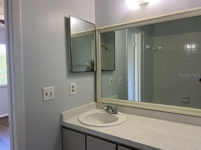 Building Photo - 207 Eden Ln