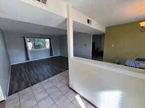 Building Photo - 3bed 2bath near ABQ Academy