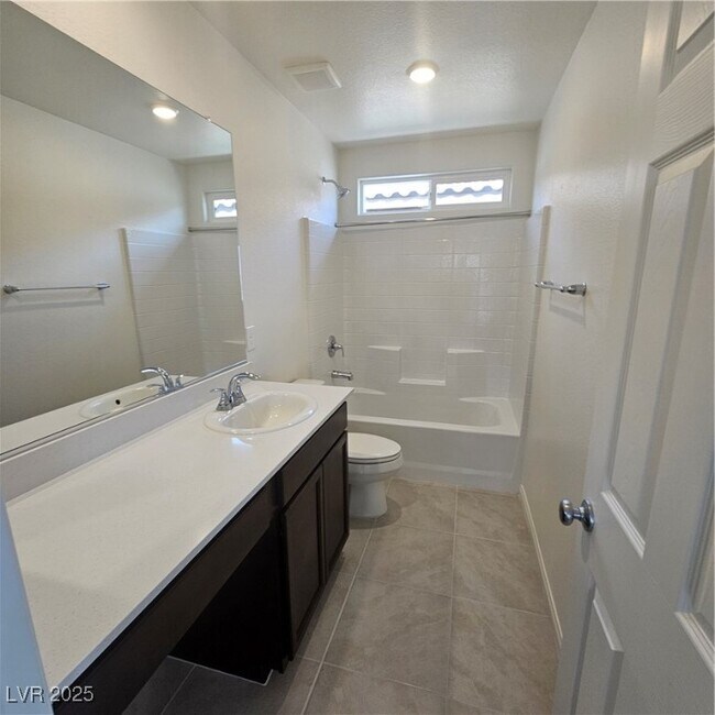 Building Photo - 3628 Vila Baleira Ln