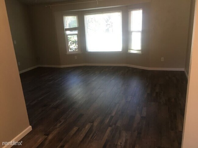 Building Photo - 3 br, 2 bath House - 7109 Regard Way