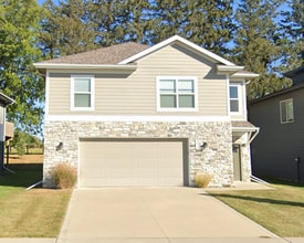 Building Photo - 8879 Primo Ln