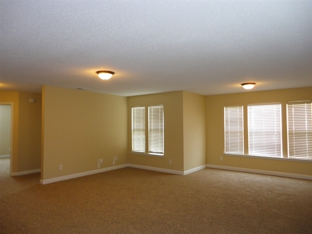 Building Photo - 12587 Majestic Way