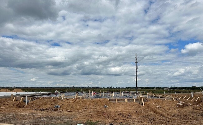Building Photo - 1015 River Coral Ln