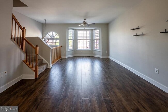 Building Photo - 45713 Paddington Station Terrace