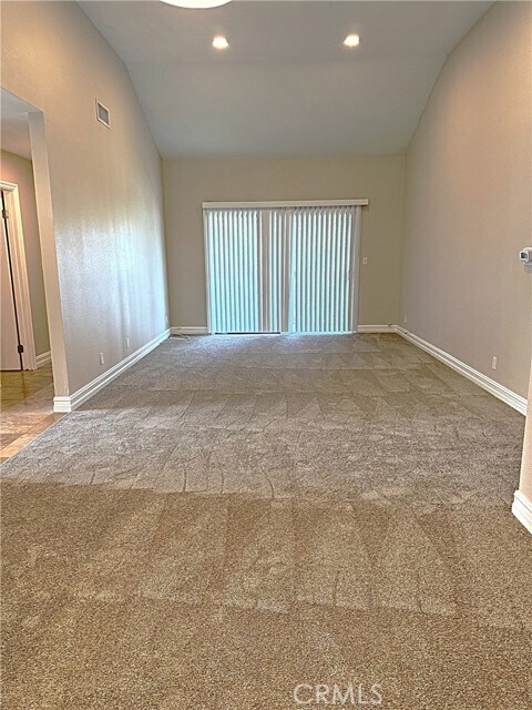 Building Photo - 545 S Ranch View Cir