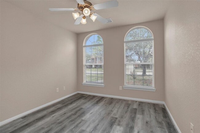 Building Photo - 24615 Tribeca Ln