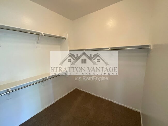 Building Photo - 3865 W Ashton Dr