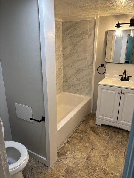 Building Photo - 5717 Archmere Ave