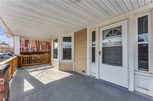 Building Photo - 3138 W 101st St