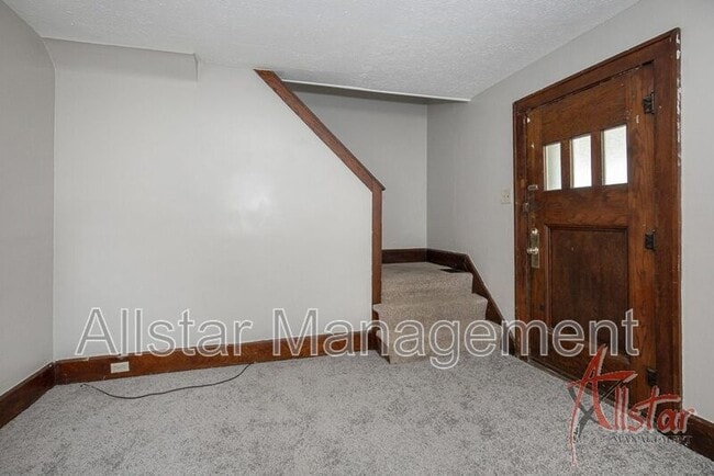 Building Photo - 348 Malacca St