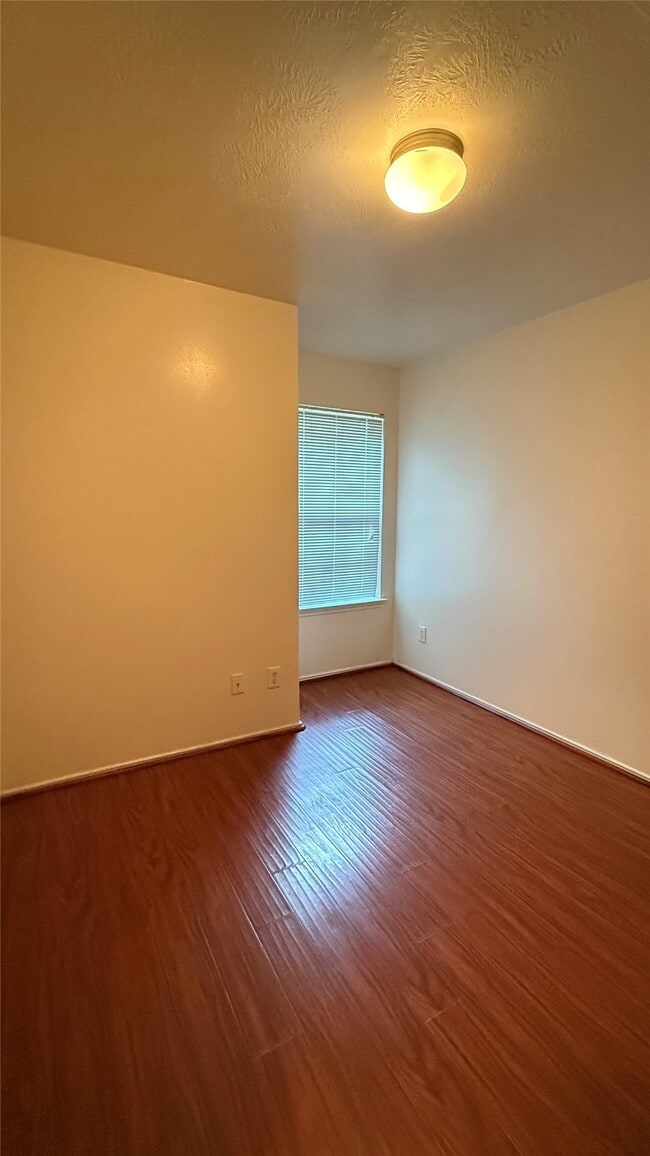 Building Photo - 2714 Grahamwood Ln