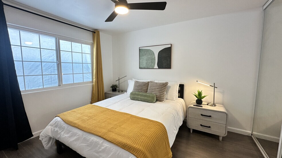 Building Photo - 4205 Ohio St