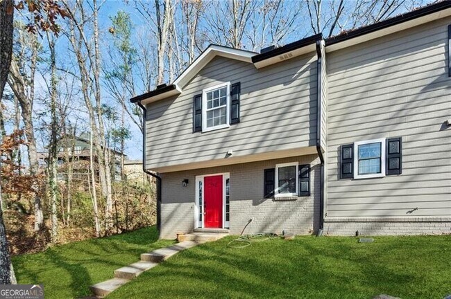 Building Photo - 752 Barnes Mill Trace NE