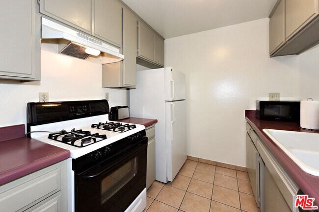 Building Photo - 3600 Bagley Ave
