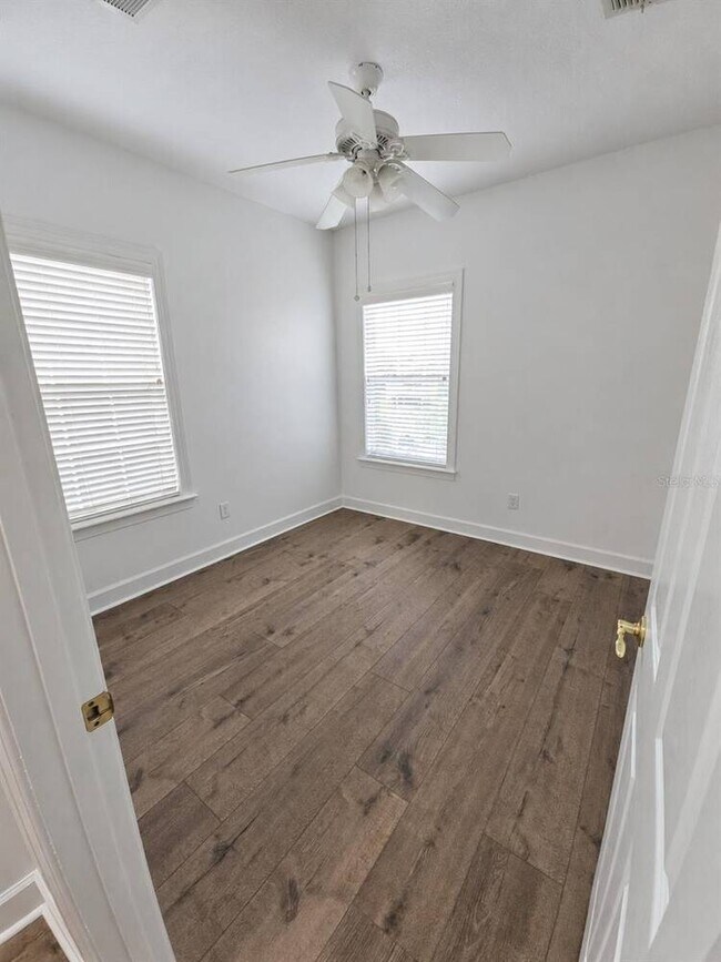 Building Photo - 1440 Stickley Ave