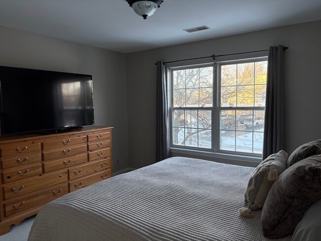 Building Photo - 1267 Derby Ln