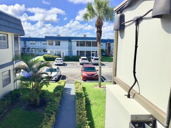 Building Photo - 239 Brittany F