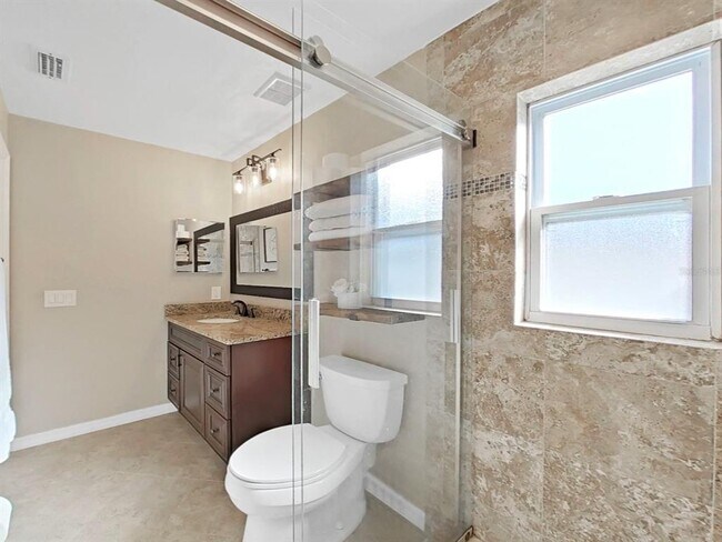 Building Photo - 308 Hammock Dr