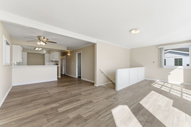 Building Photo - 403 38th St