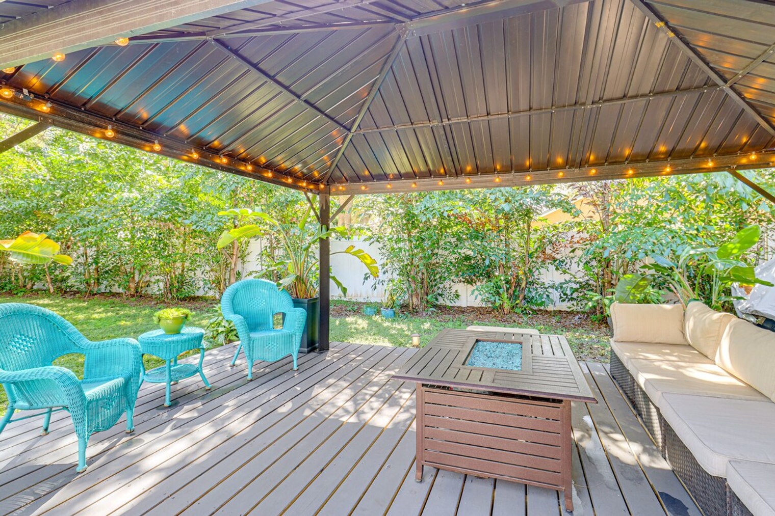 Building Photo - 2042 37th Ave