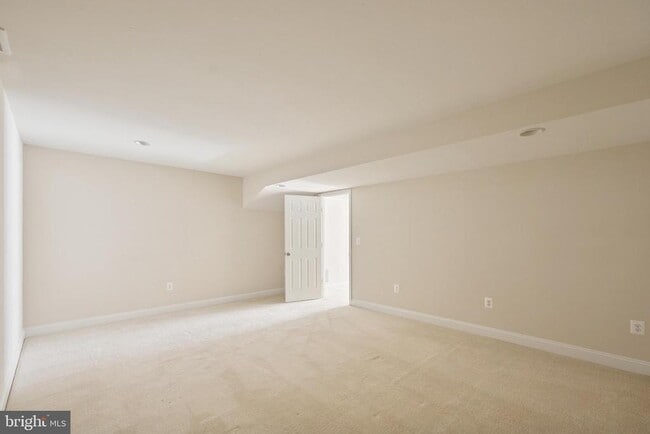 Building Photo - 4917 Quixote Ct