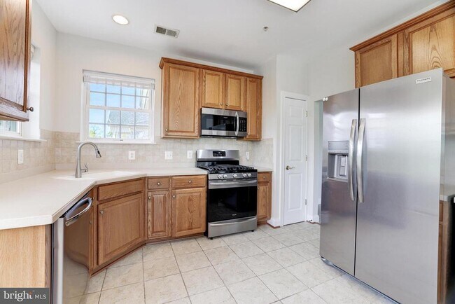 Building Photo - 20816 Noble Terrace