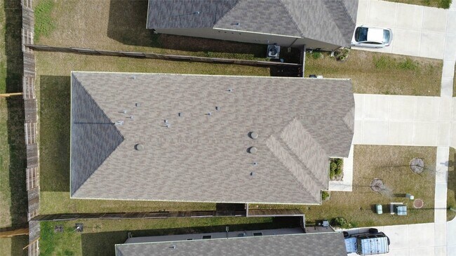 Building Photo - 14894 Ash Landing Dr