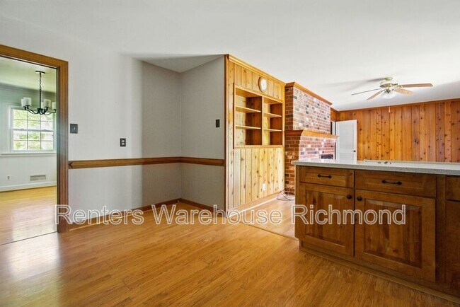 Building Photo - 4817 Stornoway Dr