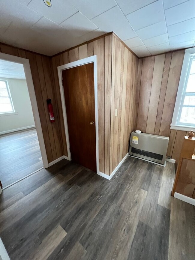 Building Photo - 26-28 Route 7 North, Unit 101