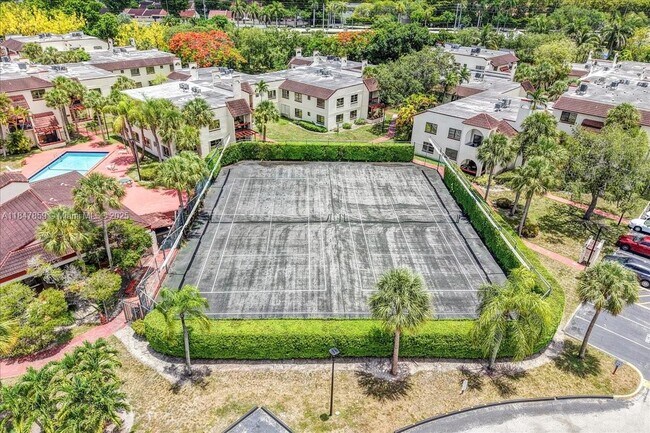 Building Photo - 8550 SW 149th Ave