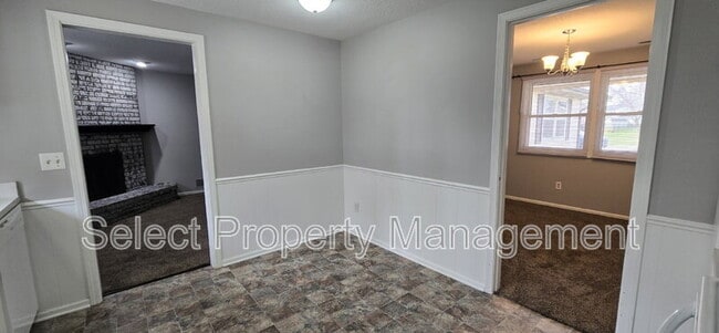 Building Photo - 3821 Aboite Lake Dr