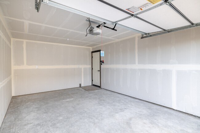 Building Photo - 3384 Crosswind Ct