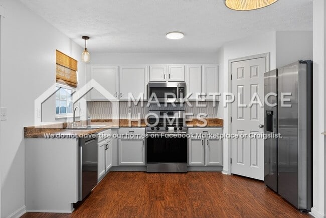 Building Photo - 4516 Ledge Ct