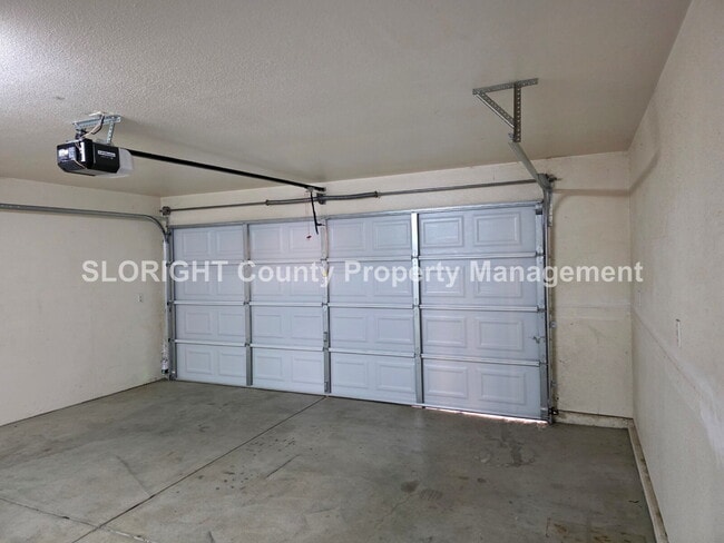 Building Photo - LEASE PENDING - Charming Home with Garage in Santa Maria - 2 Bed / 1 Bath