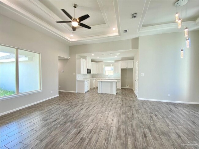 Building Photo - 13 Summerland Ln