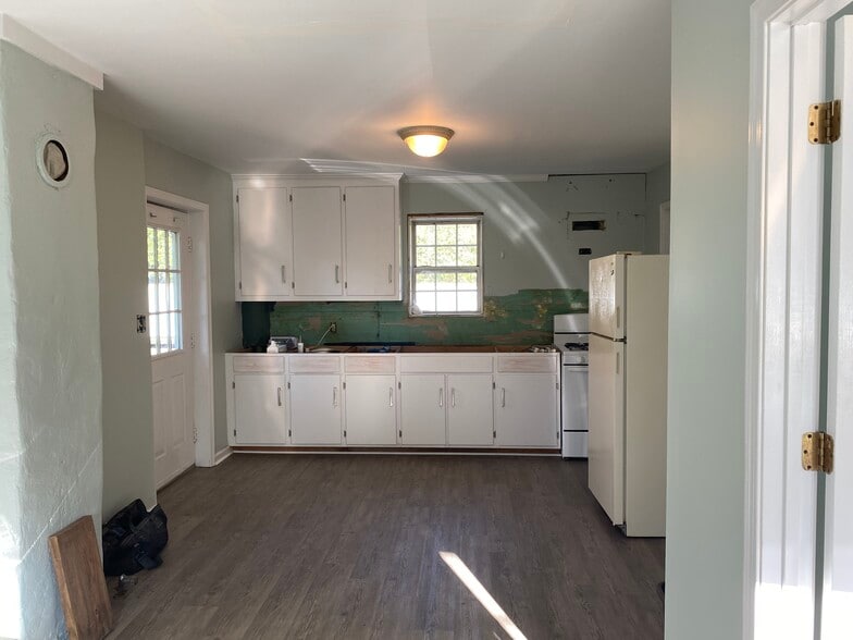 Entry door and kitchen area - 208 Meade Ave