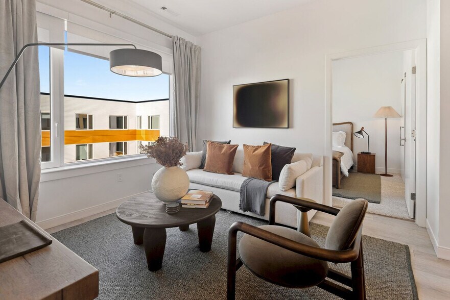 Building Photo - 102 Mill Rd