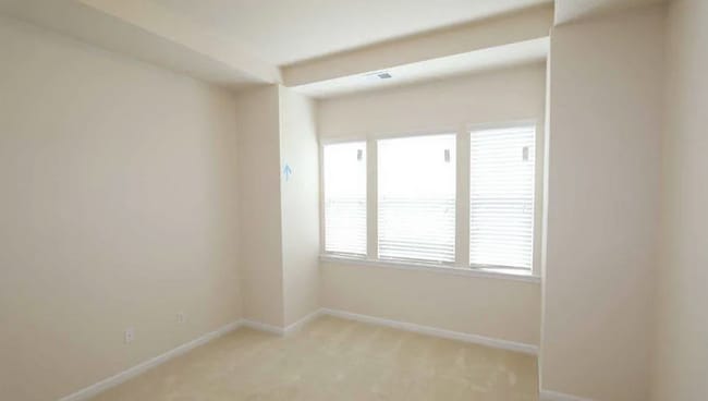 Building Photo - Modern Comfort, Flexible Living, Tailored for You 3 Bedrooms | 2.5 Bathrooms Cameron Creek | Tega...