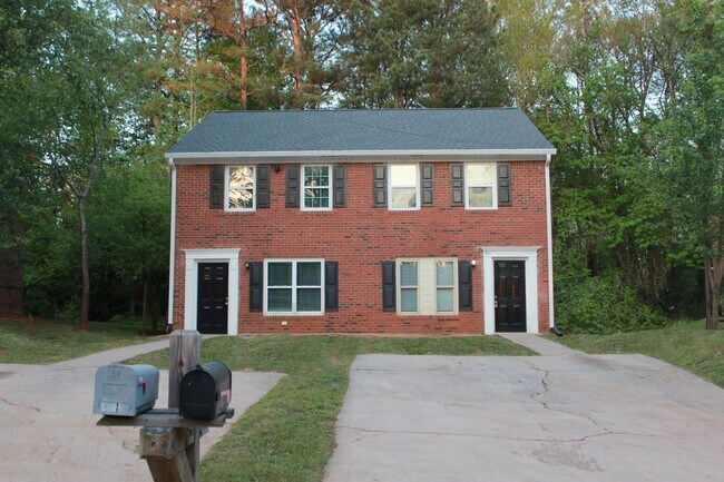 Building Photo - 4237 Dejohns Way