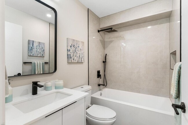 Building Photo - 3 Bed 2.5 Bath Seattle Home! Beautiful Brand New Construction!