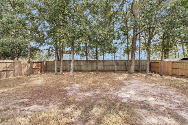 Building Photo - 16396 Many Trees Ln